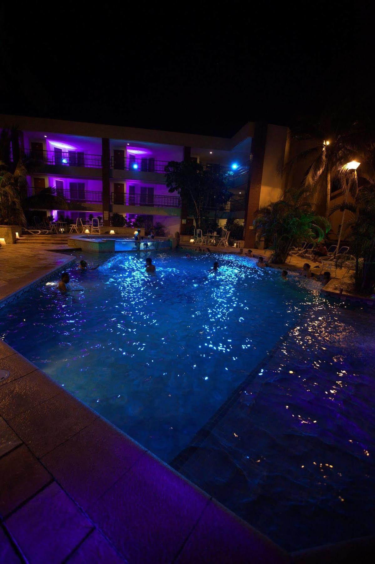 Hotel Jaragua Бока-дель-Рио Экстерьер фото